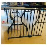 Pet / Child Gate