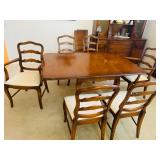 Dining Table w/4 Chairs & 2 Leaves
