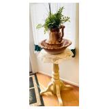 Pedestal Table / Pitcher& Basin Set