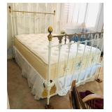 Victorian Full Metal Bed
