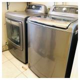 Kenmore Elite Washer / Gas Dryer
