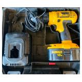 Dewalt Drill w/Chairger