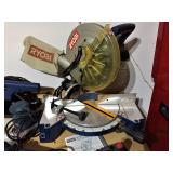 Compound miter saw
