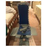 Bath tub lift chair