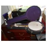 White lady Banjo
