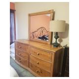 LOW DRESSER 
