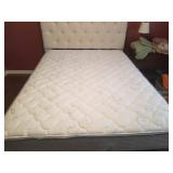 QUEEN MATTRESS