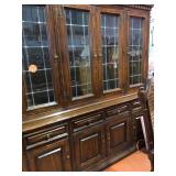 Beautiful china Cabinet