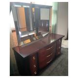 Mid Century Bassett Furniture Dresser w/Beveled Mirror - 56.5" Wide x 18.5" Deep x 63" Tall (w/mirro