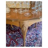 Lenoir/Broyhill 3-Leaf Dining Table w/4 Chairs (Can Seat 8) - 29"H x 102"W x 43"D - $175