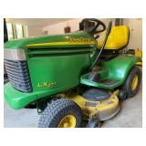 John Deere LX277 17HP 42" Cut 982 Hrs Lawn Tractor - $850