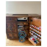 Vintage Singer Sewing Machine & Cabinet