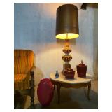 Vintage Accent Table & Lamp 