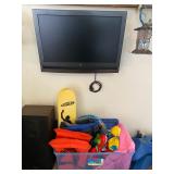 Pool Accessories & Westinghouse 32" TV