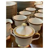 84PC Sango China Royalty Design Pattern Serving for 12 - $180 