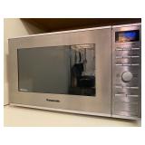 Panasonic NN-SD681S The Genius Sensor 1200W Microwave - $70