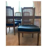 Henredon Dining Table W/2 Leaves & 6 chairs & Protector Pads - 29"H x 102"W x 43"D W/20" Leaves X2 -