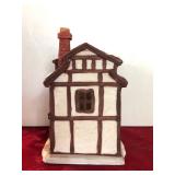 1984 Department 56 "Shops of Dickens Village" "The Golden Swan Baker"