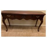 Thomasville Cherry Queen Anne Console Table