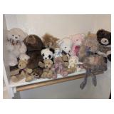 Plush Animals Mostly Bears