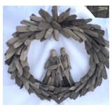 Solid Driftwood Wreath