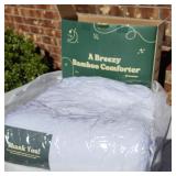 Lasuens Queen Comforter