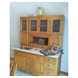 Beautiful home with Immaculate furnishings 