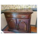 Buffet with Expandable Top