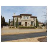 GREAT E. MEMPHIS ESTATE - FOR AN APPOINTMENT CALL 901-491-1961