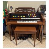 Vintage Electric Organ 