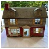 Moving West Downsizing Sale in Henniker NH