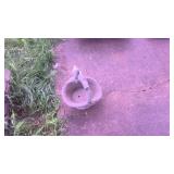 CEMENT PLANTER, RED BRICK, CEMENT BORDER, WWW.ONLINEAUCTIONSLLC.NET