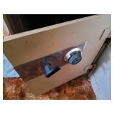 ESTATE ONLINE AUCTION, OFFSITE PICKUP AT HOUSE IN ELYRIA OH, TOOLS, SAFE, FREZER AND MORE!!