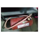 AIR TANK, 4 FT LED BULBS, KNIFE SET AND MORE! WWW.ONLINEAUCTIONSLLC.NET