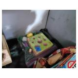 LEARNING TOYS, MR COFFEE, SIGN BOARD AND MORE! WWW.ONLINEAUCTIONSLLC.NET