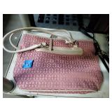 NITENDO SWITCH WITH THIS AND THAT, WWW.ONLINEAUCTIONSLLC.NET 