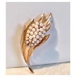 Crown TRIFARI Goldtone FIGURAL FLOWER+FAUX PEARLS+RHINESTONES BROOCH; 3"x1.25" Signed NOW $26