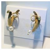 Vintage KREMENTZ 12kgf ENGRAVED FIGURAL LEAVES & CULTURED PEARL EARRINGS, SCREW Back, Signed NOW $20
