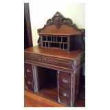 Dr. and Mrs L. D. Turner Antiques Sale