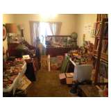 PACKED ANTIQUE AND COLLECTABLES ESTATE SALE