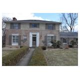 65% Off Classic Beauty & 60% Off Rugs Galore in Birmingham Estate Sale