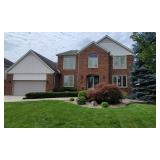 Rochester Hills Estate Sale- Chrysler Town & County, Dodge Avenger