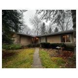 South Lyon Estate Sale