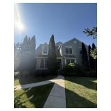 70% OFF Novi Estate Sale // Designer Clothes, Shoes, Purses and Furniture