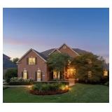 Luxury Living in Northville // Beautiful Furnishings and Decor Throughout