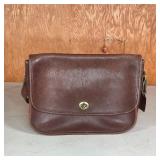 COACH BROWN LEATHER PURSE