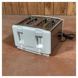 TOASTMASTER 4-SLICE TOASTER