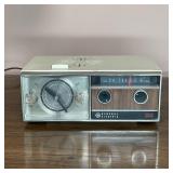 VINTAGE GE RADIO ALARM CLOCK