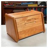 VINTAGE OAK BREAD BO