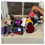 "AMERICAN GIRL COLLECTION" ACCESSORIES & CLOTHES